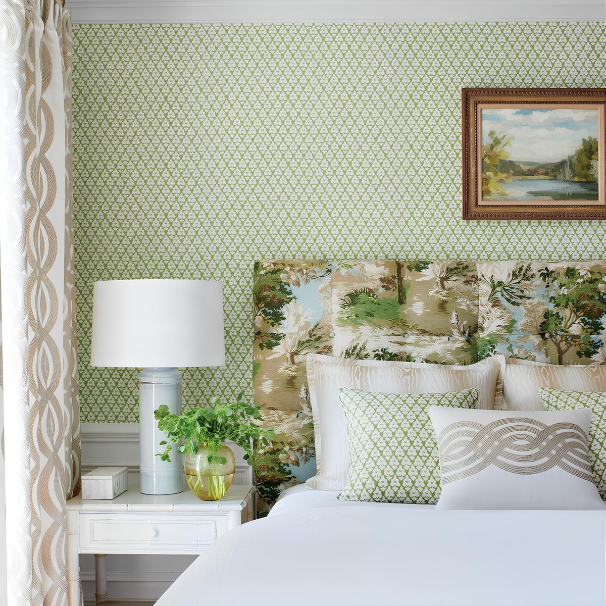 Heritage wallpaper collection Thibaut
