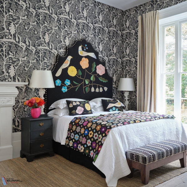 The Enchanted Woodland-behang-Tapete-Mind the Gap-Selected Wallpapers