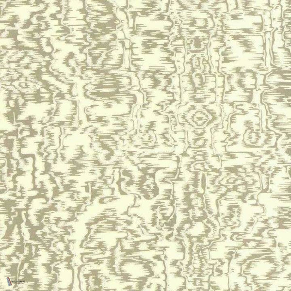 Avington wallpaper in Soft Gold van 1838 wallcoverings