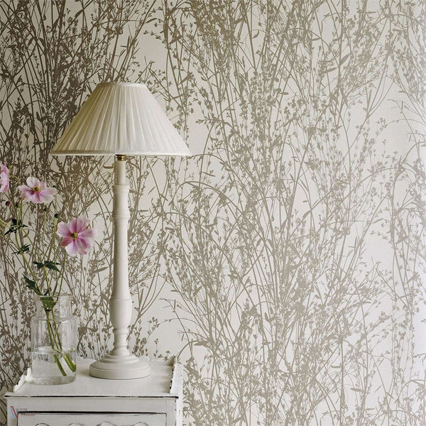 Meadow Canvas wallpaper van Sanderson