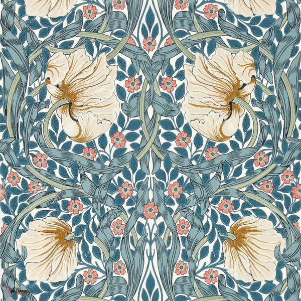 Pimpernel wallpaper in Woad/Coral van Morris & Co