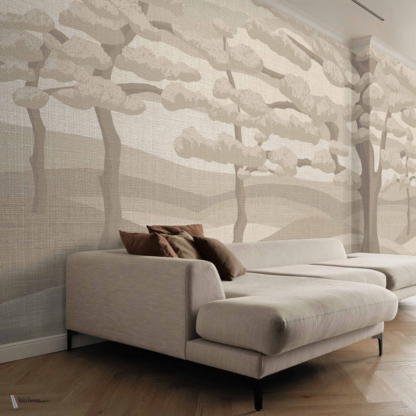 The Ilex wallpaper in Beige van Daisy James — interieur