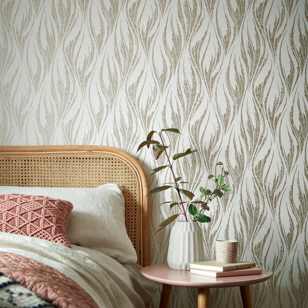 Ripple wallpaper in Shimmer by 1838 wallcoverings
