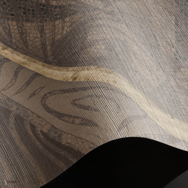 Elara behang Natural Grasscloth behang in T11043 van Tuskara