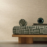 Stijlvol interieur met Shinok behang van Casamance als inspiratie voor het kiezen van luxe wandbekleding.
