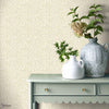 Audley behang in Natural van 1838 wallcoverings — interieur