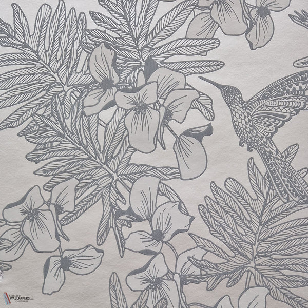 Hummingbird behang in Mist van 1838 wallcoverings