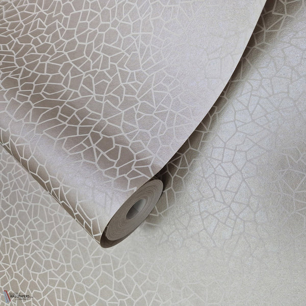 Kew behang in Taupe van 1838 wallcoverings — rol