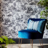 Pavilion Tapete in Stone Grey von 1838 wallcoverings — Interieur