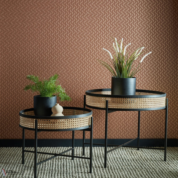 Rattan behang in Burnt Orange van 1838 wallcoverings — interieur