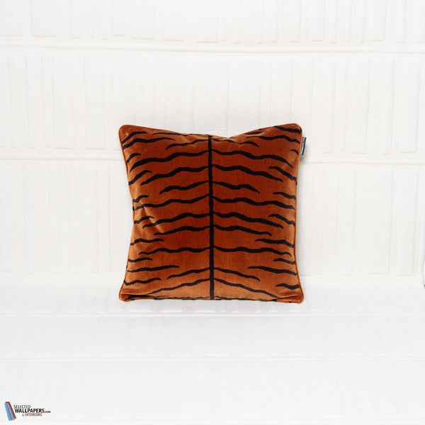 A Tiger in the Orangerie sierkussen-Dedar-Fauvre-50 x 50 cm-Selected-Interiors