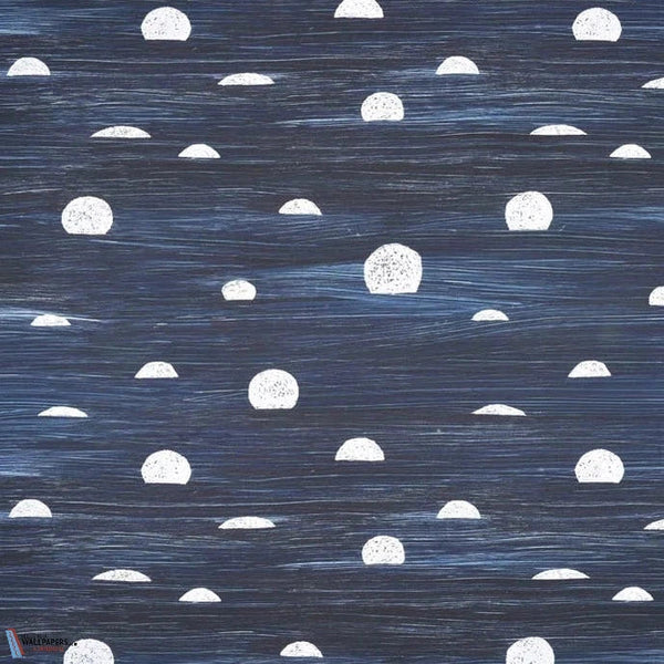 Belle Lune-Pierre Frey-behang-Nuit-Meter (M1)-Selected Wallpapers