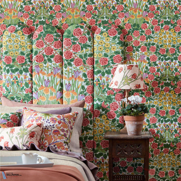 Campanula-wallpaper-Morris & Co-Selected-Wallpapers-Interiors