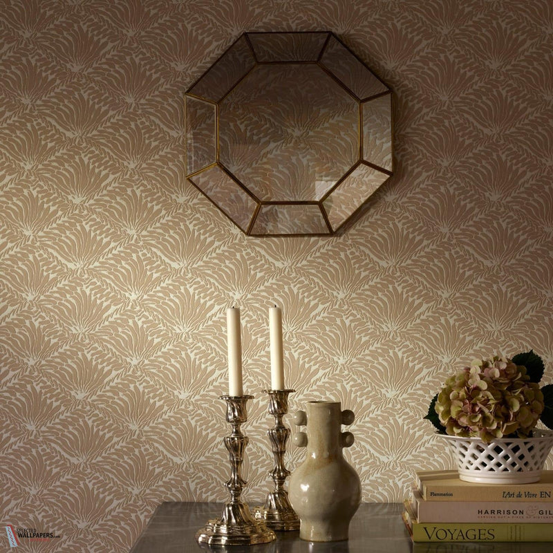 Cerisy behang van Pierre Frey