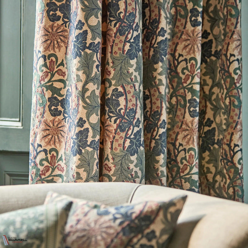Cornflower Embroidery stof van Morris & Co.