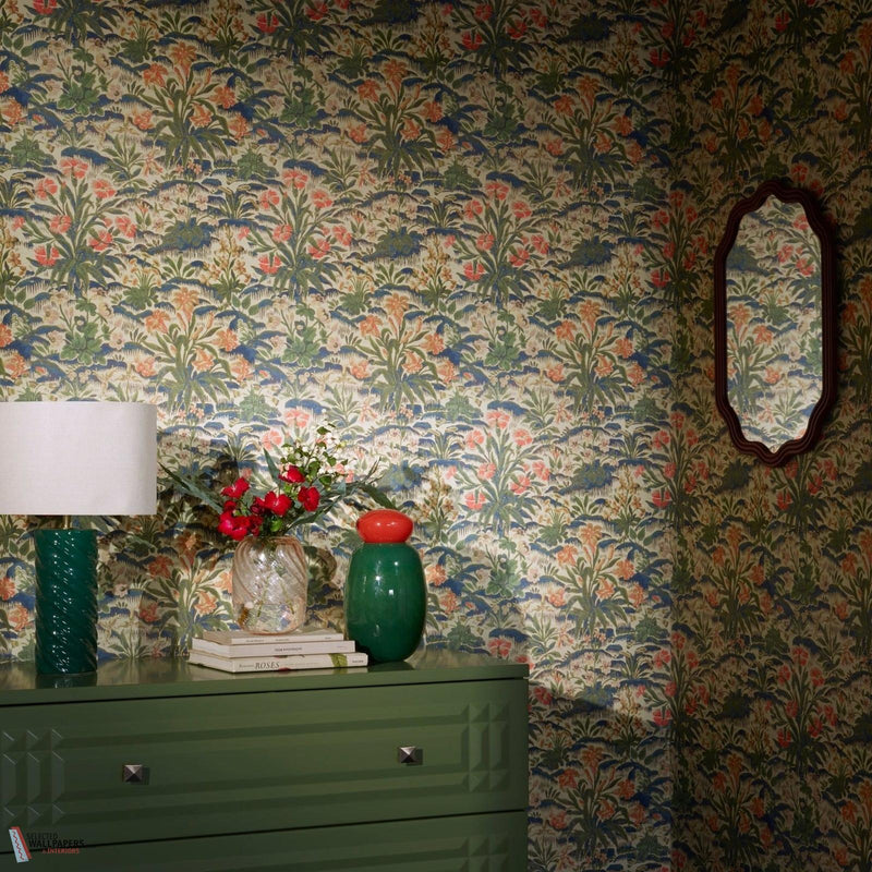 Fleurs de Guise papier peint de Pierre Frey