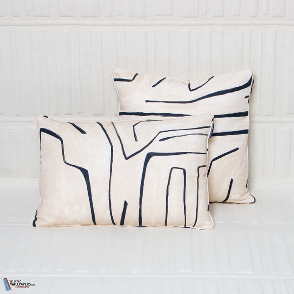 Graffito kussen-Kelly Wearstler-Selected-Wallpapers-Interiors