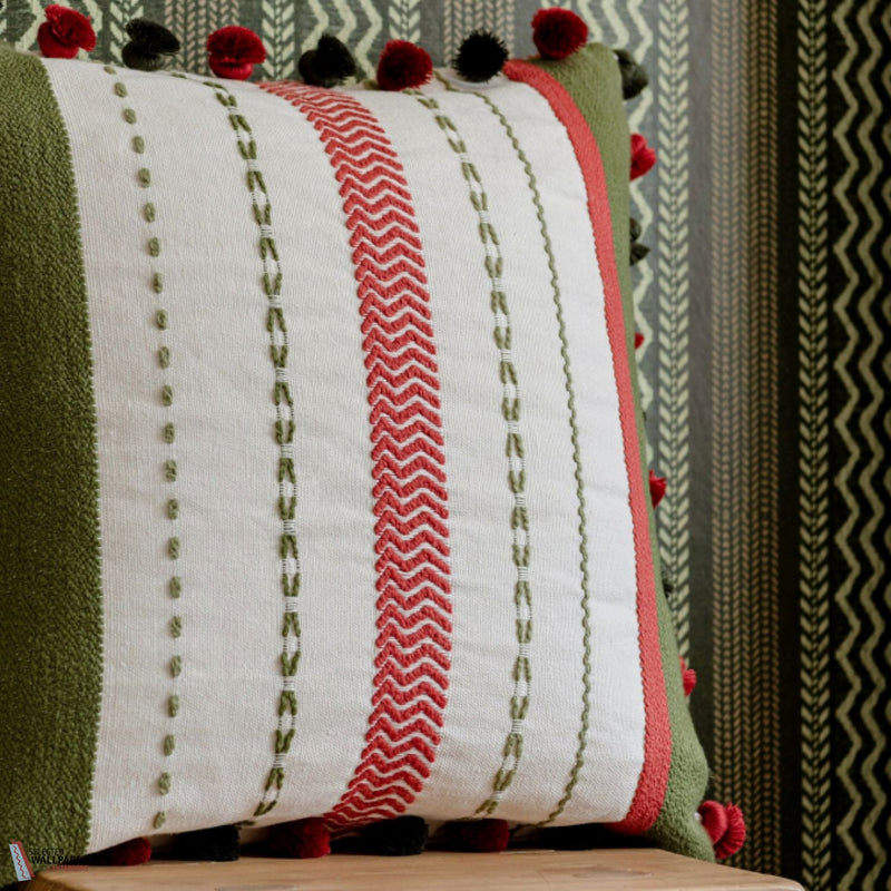 Handwerklich Stoff-Mind the Gap-Stoff-Selected-Wallpapers-Interiors