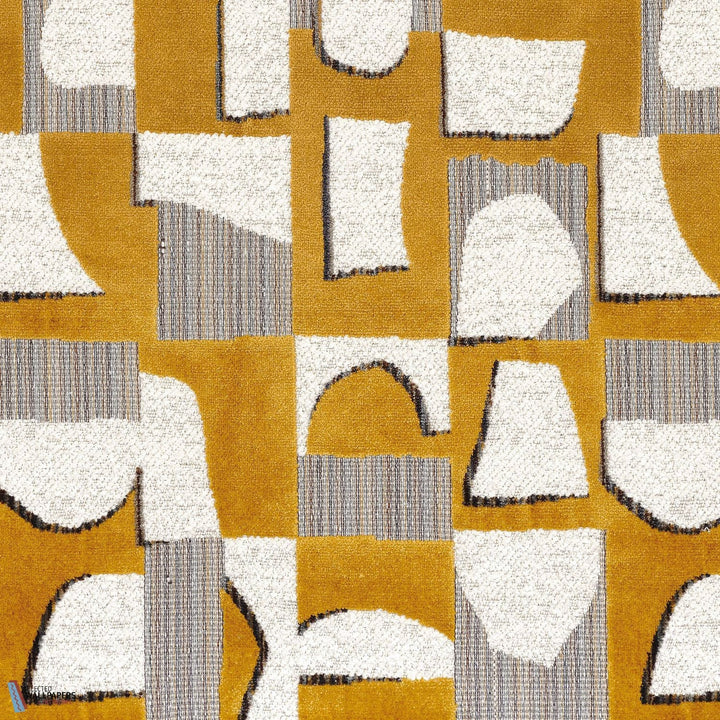 Hymne stof-Casamance-Ocre-Meter (M1)-Selected-Wallpapers-Interiors