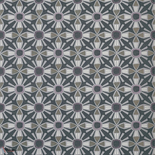 Kona wallpaper-Thibaut-Black-Roll-Selected Wallpapers-Interiors