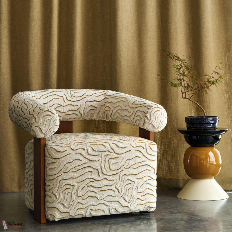 Ophea Velvet fabric by Camengo