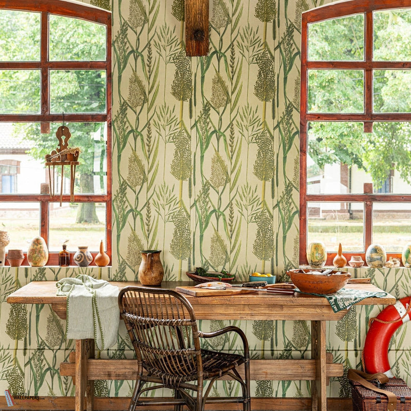 Riverside Flora wallpaper-Mind the Gap-Selected-Wallpapers-Interiors