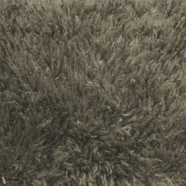 Sami stof-Casamance-Taupe-Meter (M1)-Selected-Wallpapers-Interiors