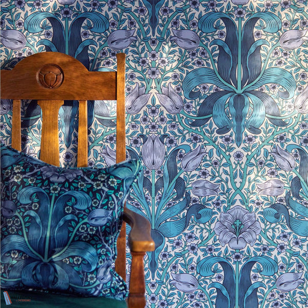 Spring Thicket-wallpaper-Morris & Co-Selected-Wallpapers-Interiors
