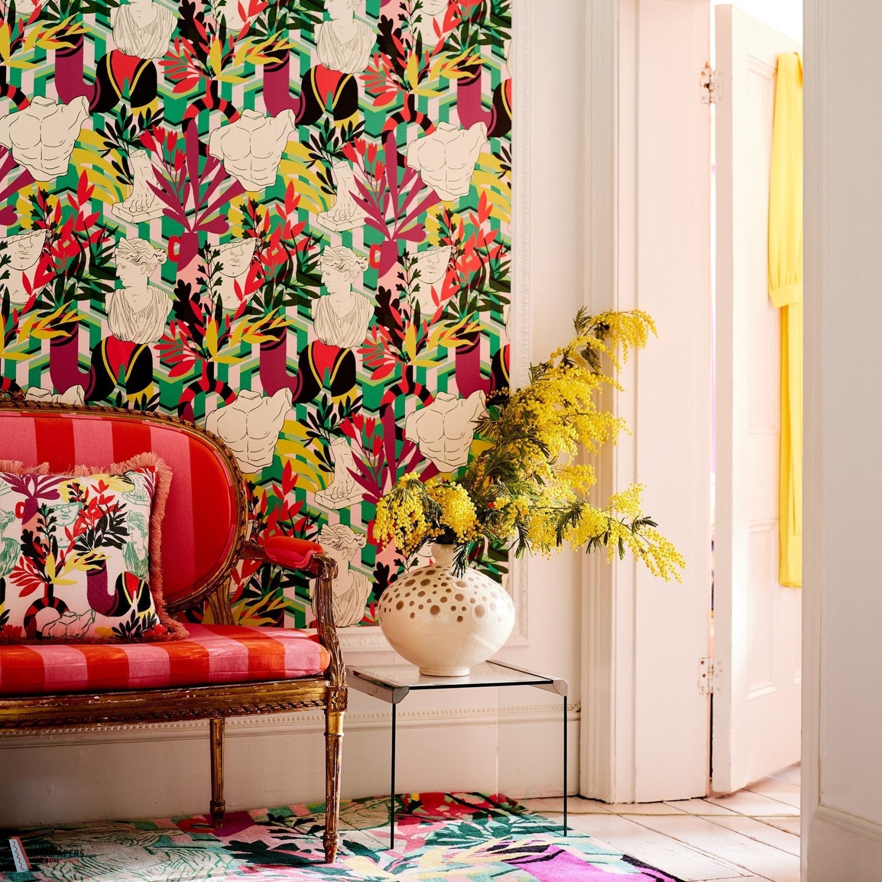 Statuario wallpaper Mind the Gap Wallpaper Statuario Selected Wallpapers & Interiors