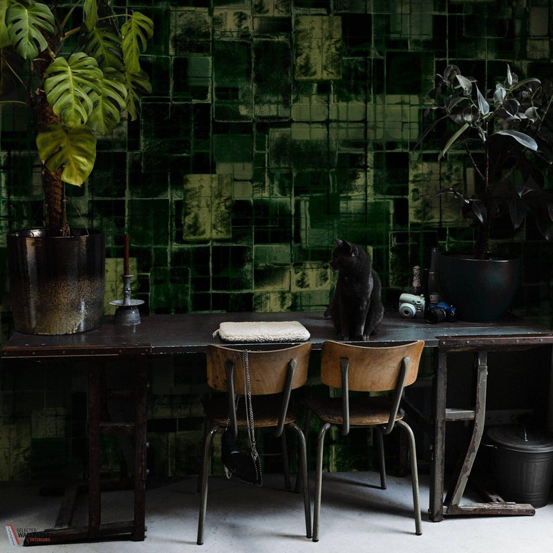 The Tone Green behang van Daisy James