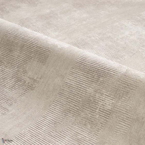Zumaia wallpaper in Grege by Casamance