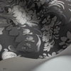 Aldwych behang in Glitter Silver on Black van Cole & Son