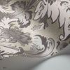 Aldwych behang in Glitter Silver on Metallic Gilver van Cole & Son
