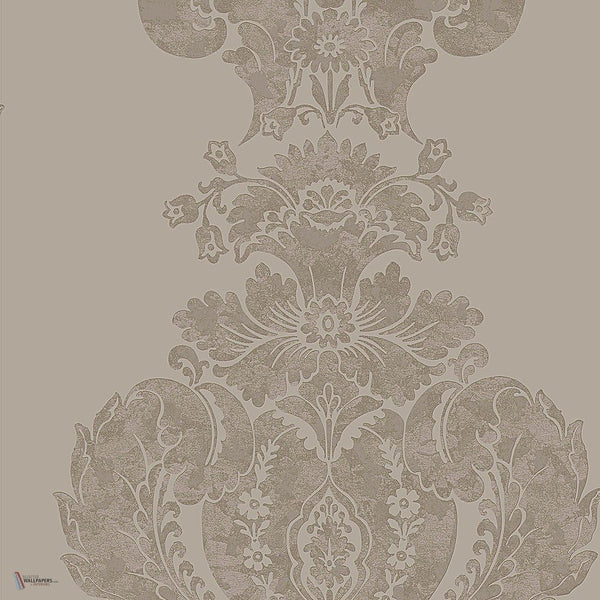 Baudelaire behang in Metallic Gilver on Dark Taupe van Cole & Son