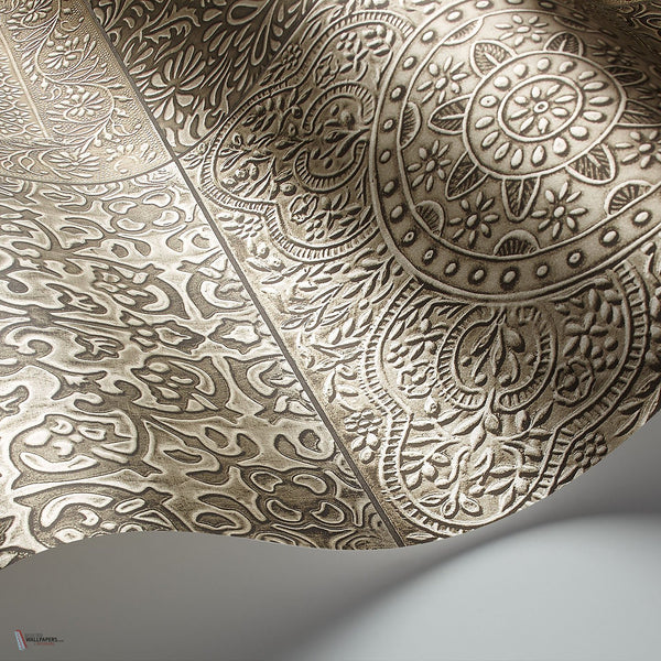 Bazaar behang in Metallic Gilver van Cole & Son
