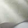 Feather Fan Icons behang in Soft Olive van Cole & Son
