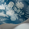 Rose behang in White & Ice Blue on Denim van Cole & Son