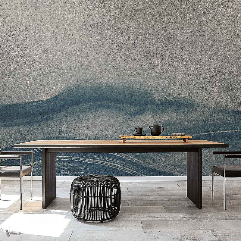 Atmospheric Haze Metallics wallpaper in Silver by Coordonne — interior