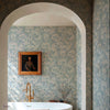 Byzantine Damask behang in Sapphire van Coordonne — interieur