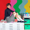 Olimpia Zagnoli - Repetita Luvant behang in Day Dream van Coordonne — interieur
