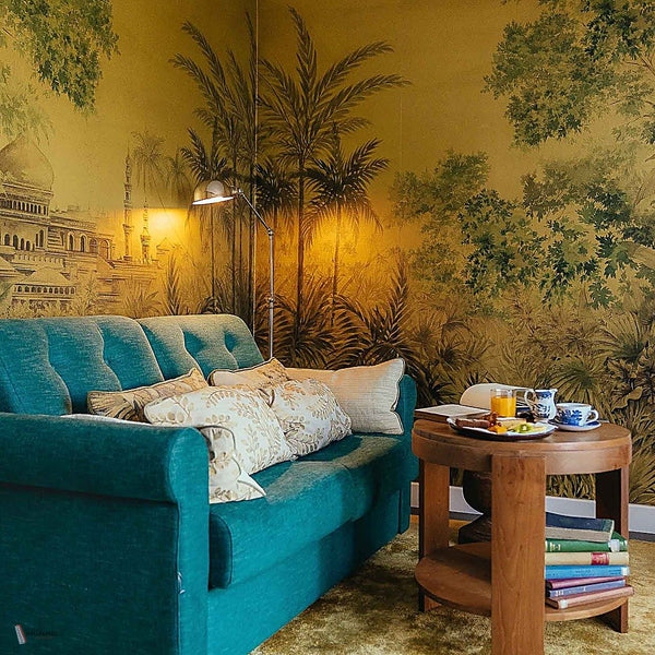 Taj Majal Metallics behang in Gold van Coordonne — interieur
