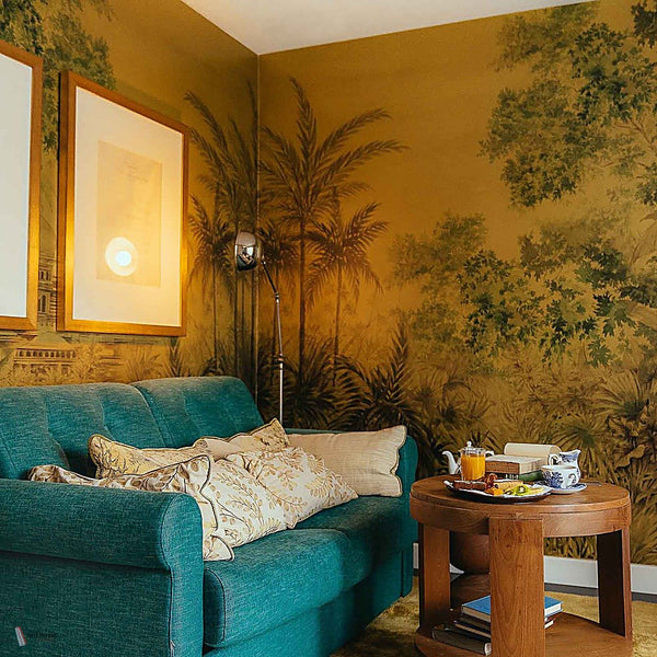 Taj Majal Metallics behang in Gold van Coordonne — interieur