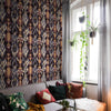 Uzbek Tapete in Lilac von Coordonne — Interieur