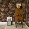 Verdure 16TH behang in Vermillion van Coordonne — interieur