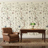 Costerman's Garden papel pintado de Iksel — sfeerbeeld in een klassiek interieur