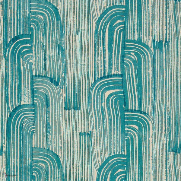 Crescent behang in Lake/Cream van Kelly Wearstler
