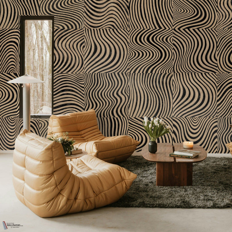 The Dazzle papel pintado en Beige de Daisy James — ambiente