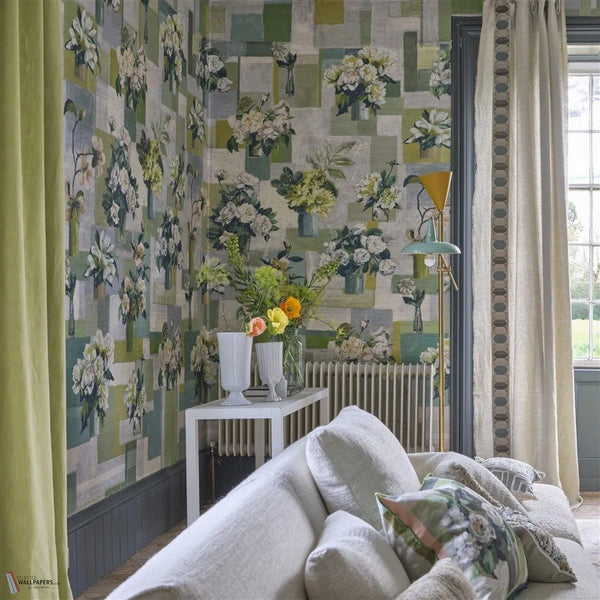 Celadon Vase Grasscloth wallpaper by Designers Guild sfeerbeeld