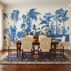 Exotic Chinoiserie Blue & White papel pintado de Iksel — sfeerbeeld in een klassiek interieur