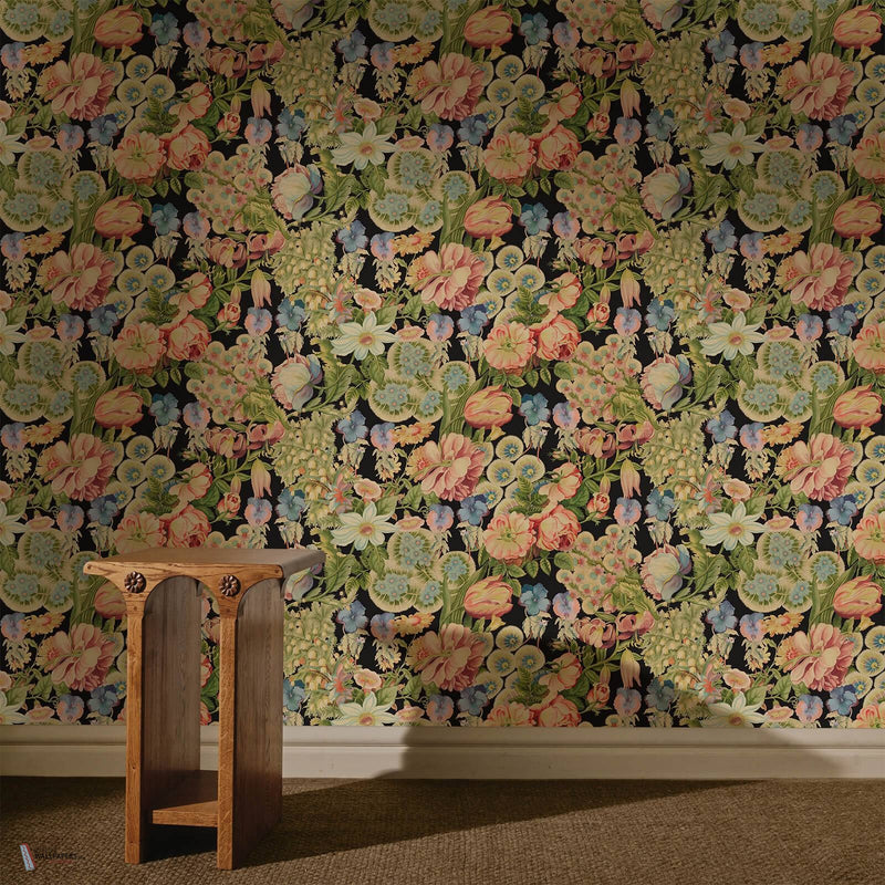 Amatoria wallpaper by House of Hackney
